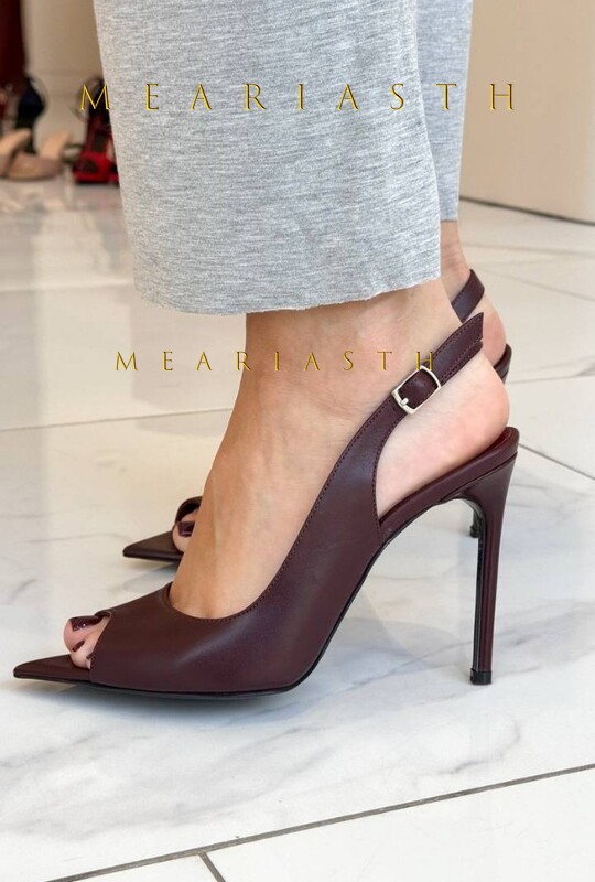 Patent Leather Sandals In Blac - Women Shoes Japanese Brand recension och pris